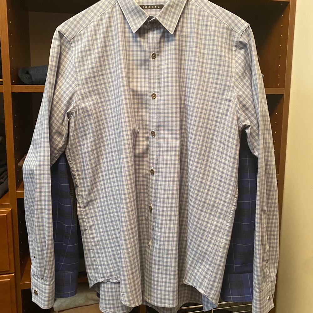 Theory Men’s Button-Down Size Large